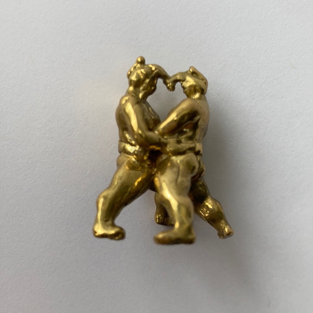 Vera Meat Bronze Sumo Wrestlers Pendant